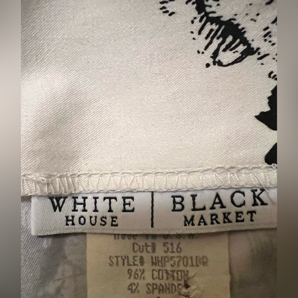 White House Black Market Toile Print Capris - Picture 4 of 5